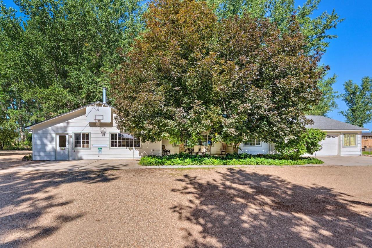 Country On Quiet Acreage Caldwell
